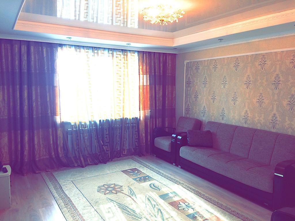 Vremena Goda Apartment In Astana Kültér fotó