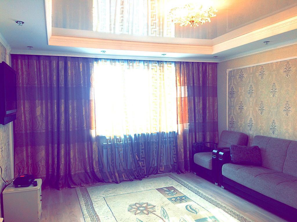 Vremena Goda Apartment In Astana Kültér fotó